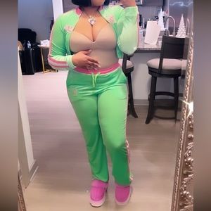Pink and Green Vintage Shane Justin Velour sweatsuit 

Worn Once